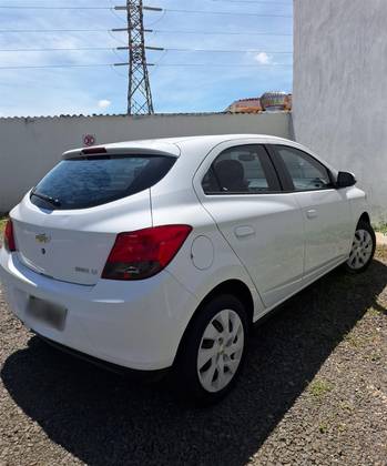 CHEVROLET ONIX 1.4 MPFI LT 8V FLEX 4P MANUAL CHEVROLET ONIX 1.4 MPFI LT 8V FLEX 4P MANUAL